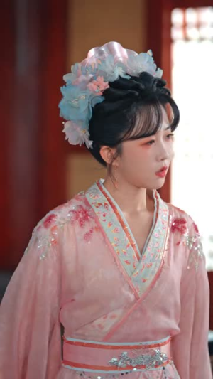 你家夫人是来立威的（70集）热门短剧追到爽