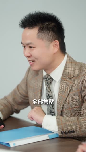 错绑系统后御姐总裁对我动了心(60集) 错绑系统后御姐总裁对我动了心(60集)热门火爆短剧