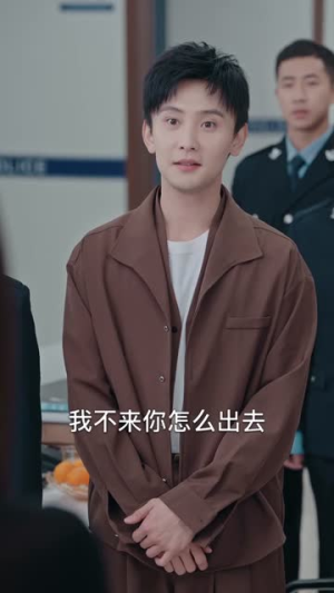 我一个明星有点副业很正常吧（78集）在线播放