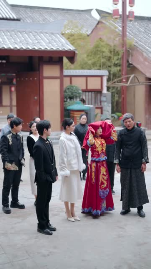 网恋到恐怖BOSS逃跑被亲哭（67集）火爆短剧热播中