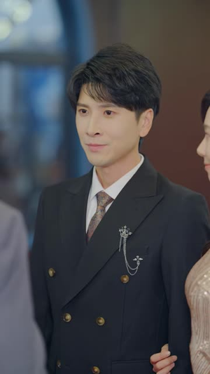 我的24k氪金神眼(80集) 我的24k氪金神眼(80集)精彩热门短剧