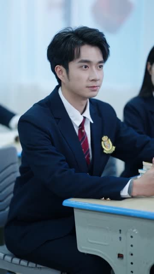 系统说我必破产我却成为首富（80集）短剧在线看