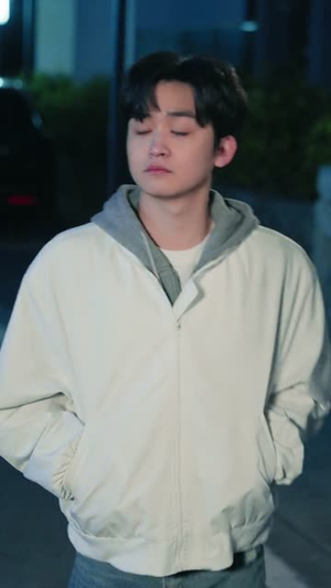 逃婚千金：我的合租室友是神医（80集）短剧分享片段