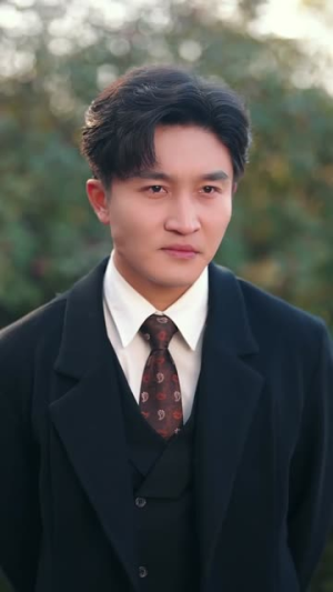 重生后，我撕碎恋爱脑（83集）热门短剧免费看