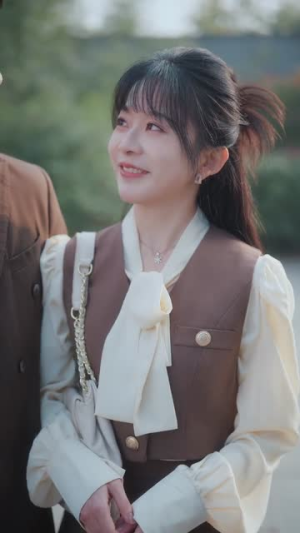 与你共赴繁华盛景（77集）追短剧关注我