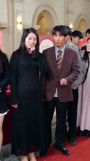 赘婿只想退婚，怎么老婆越黏人了（80集）演员表