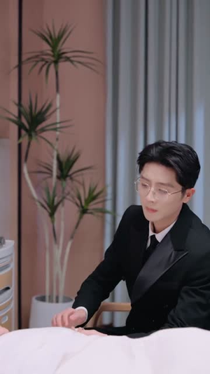 冤种系统带我重回豪门（80集）全部免费看全集