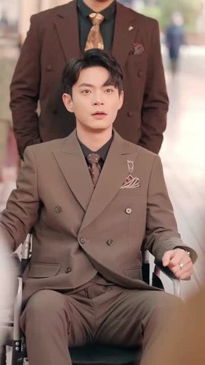 穿书后，冷面老公他超爱（80集）短剧介绍