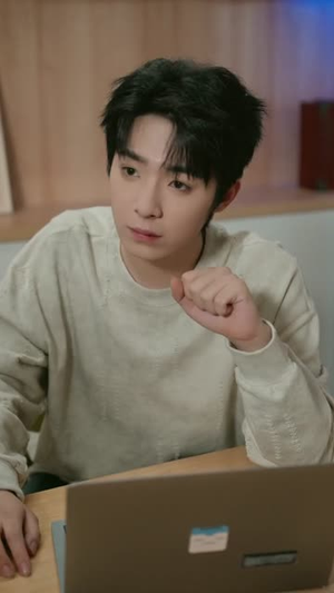 女总裁的转世小奶狗（30集）热播短剧重燃