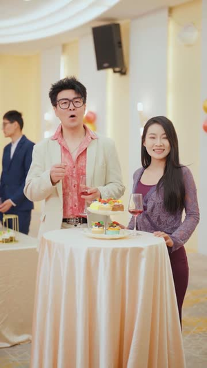 她是光芒（60集）在线播放