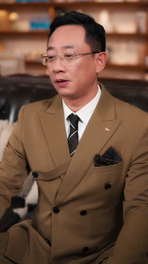 豪门亲妈，带飞软弱千金（70集）免费看