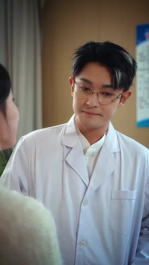 王妃古穿今真千金飒翻了（75集）熬夜追短剧