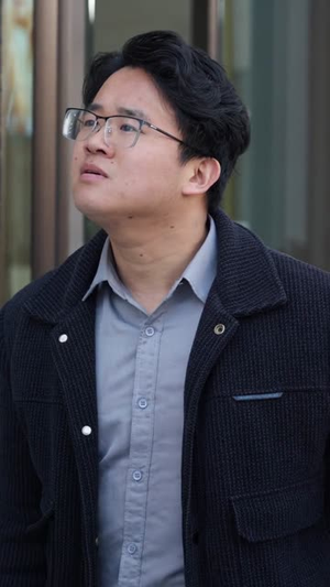 被弃后，我靠情报撩上千金（80集）短剧排行榜