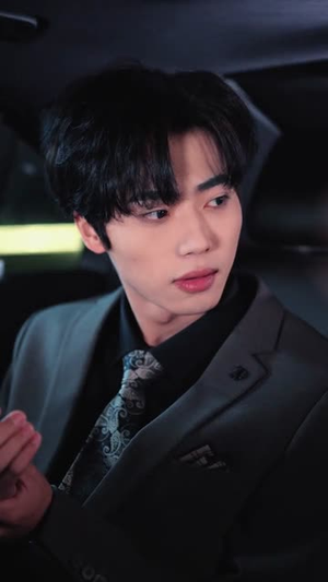 于小姐的首富室友（70集）短剧解说全集