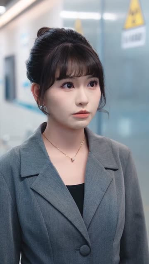 穿书后，我在真假千金文里当王妈（80集）抢先看热门短剧