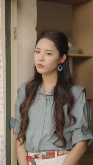 穿书后我成了年代文真千金（60集）短剧解说全集