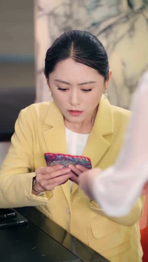 契约婚姻：原来我才是孩子爹（60集）推荐你们也去看