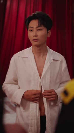 消费返现，我靠女神成神豪（81集）超火短剧抢先看