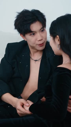 致命骗局（53集）高分佳作免费看