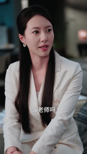 手机被学生家长打爆后,我亮出真实身份(78集) 手机被学生家长打爆后,我亮出真实身份(78集)番茄免费短剧