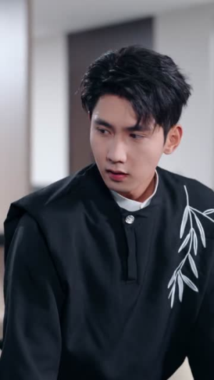 师姐在上:小师弟持证上岗(81集) 师姐在上:小师弟持证上岗(81集)好看的短剧