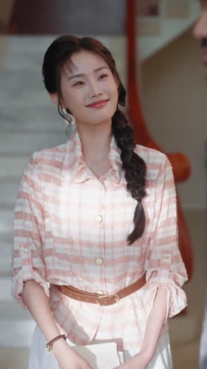进城找亲爸亲妈,她超级不好惹(95集) 进城找亲爸亲妈,她超级不好惹(95集)短剧推荐更新中
