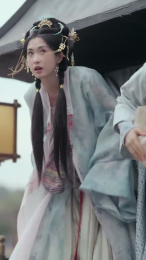 气哭，穿成假千金还要娇养反派（81集）短剧精彩推荐