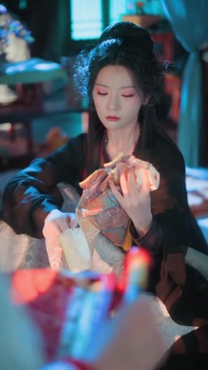 帝后也疯狂（76集）剧情简介