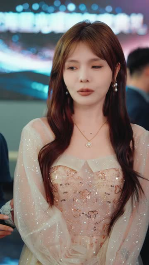 神医归来,开局抢婚校花老婆(80集) 神医归来,开局抢婚校花老婆(80集)常回家看看短剧
