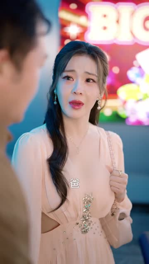 不怕女神穿的花,就怕总裁二十八(81集) 不怕女神穿的花,就怕总裁二十八(81集)短剧也太好看了