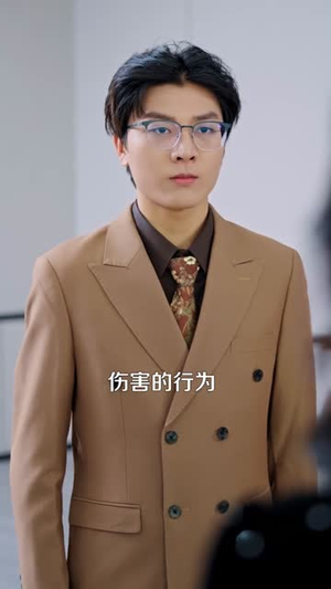重生2000我靠先知当首富（80集）短剧后续更精彩