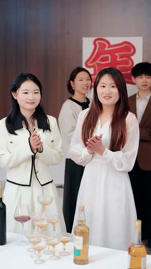 宝藏系女友攻略中（61集）爱上了这部剧了