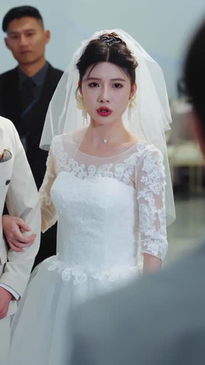 玉佩觉醒,离婚开启新人生(81集) 玉佩觉醒,离婚开启新人生(81集)短剧每日分享