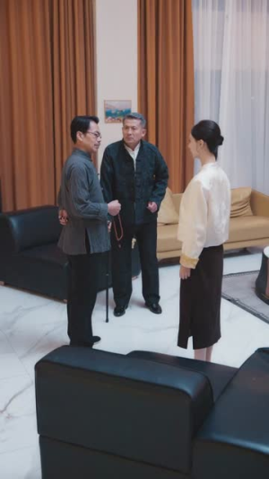 超品相师（80集）火爆短剧来袭