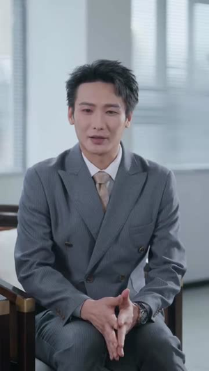 前夫跪求复合，大小姐她已惊艳全球（80集）免费看全网短剧